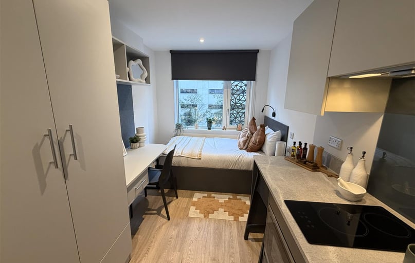 St James Boulevard, Newcastle Upon Tyne, Newcastle - Image 1